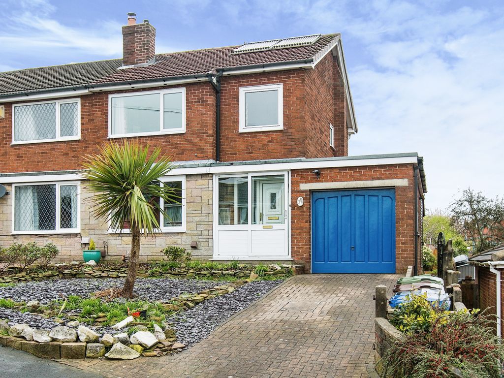 3 bed semidetached house for sale in St. Albans Place, Chorley