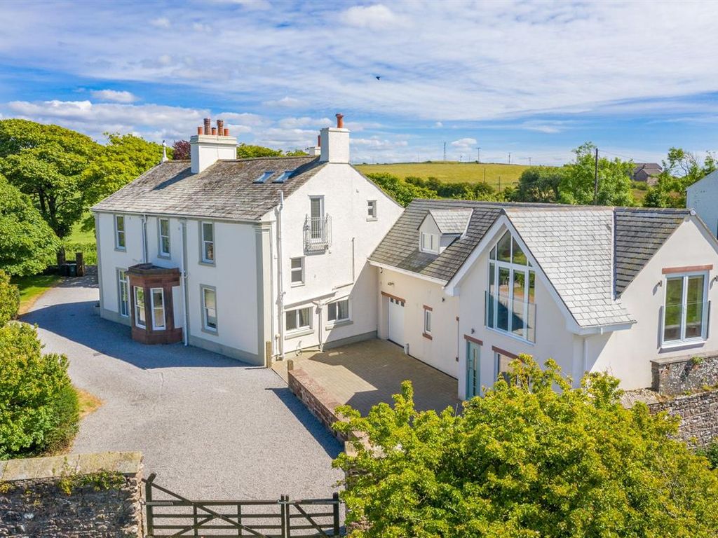 10 bed detached house for sale in Croft Hill Guest House, Quality