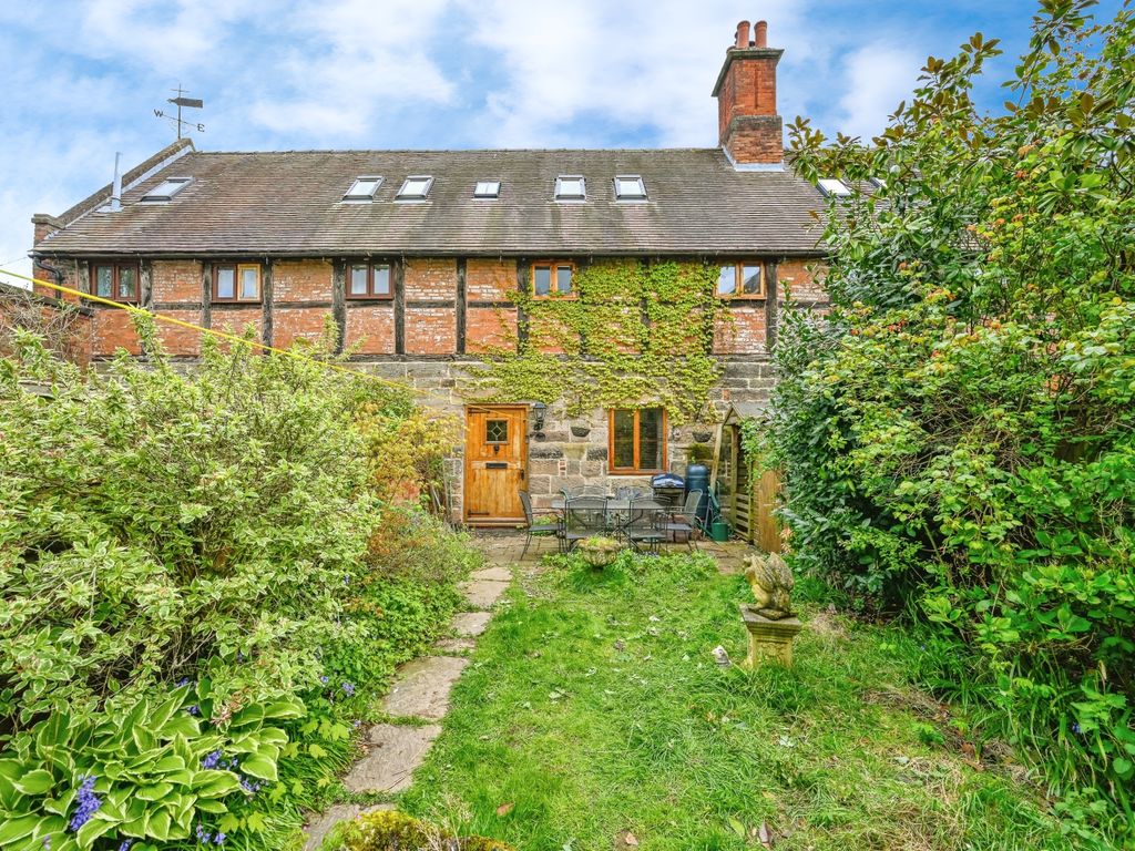 3 bed barn conversion for sale in Mill Lane, Great Haywood, Stafford