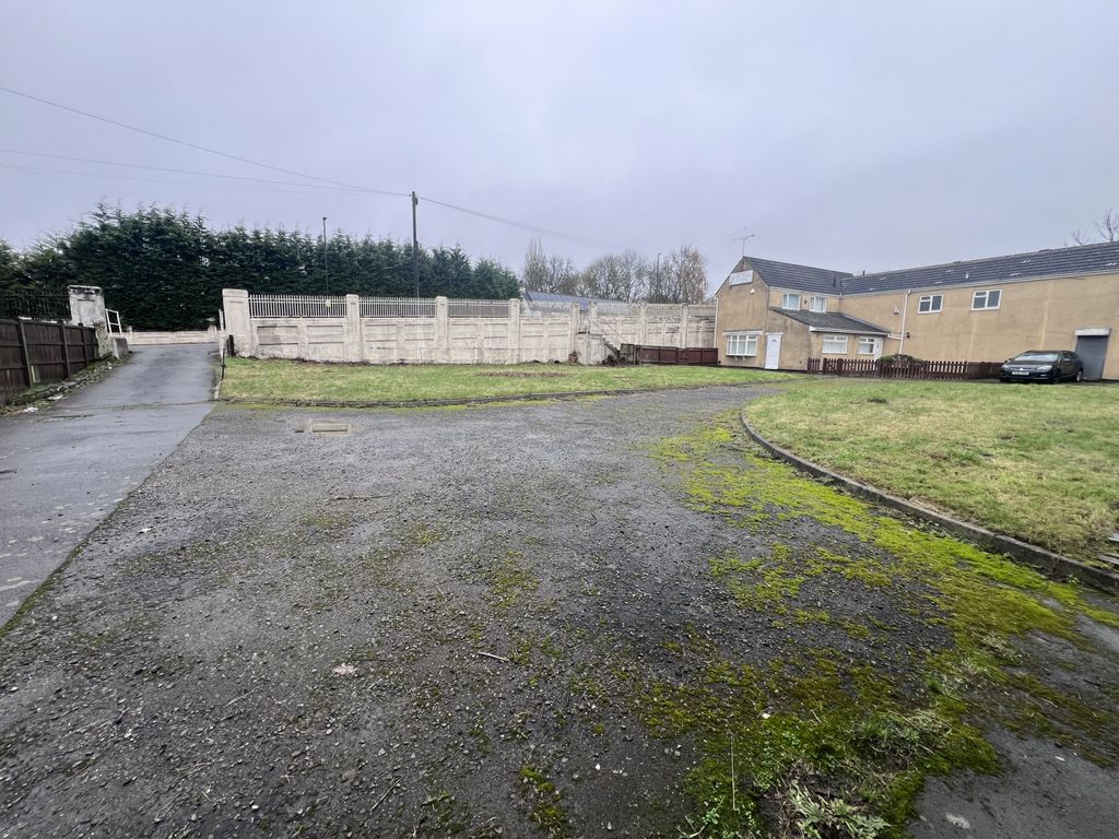 Land for sale in Aldermans Green Road, Aldermans Green, Coventry CV2, £