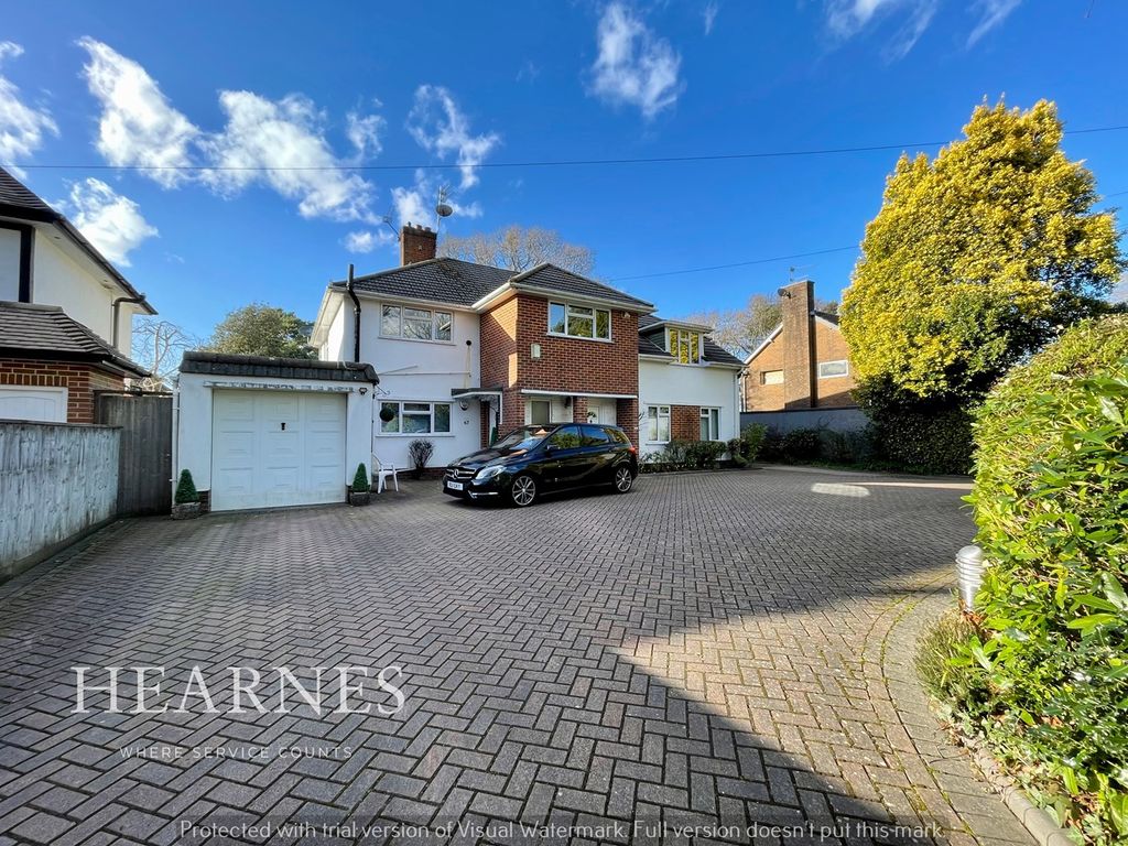 3 bed flat for sale in Glenferness Avenue, Talbot Woods, Bournemouth