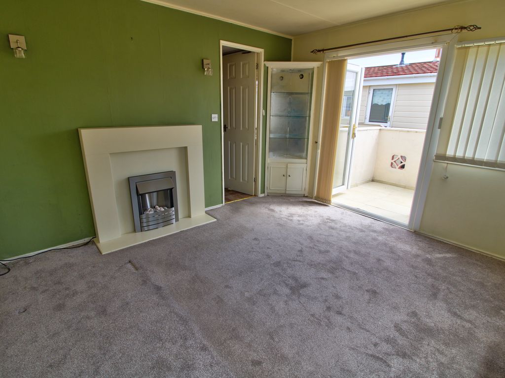 2 bed mobile/park home for sale in West Shore Park, Walney, BarrowIn