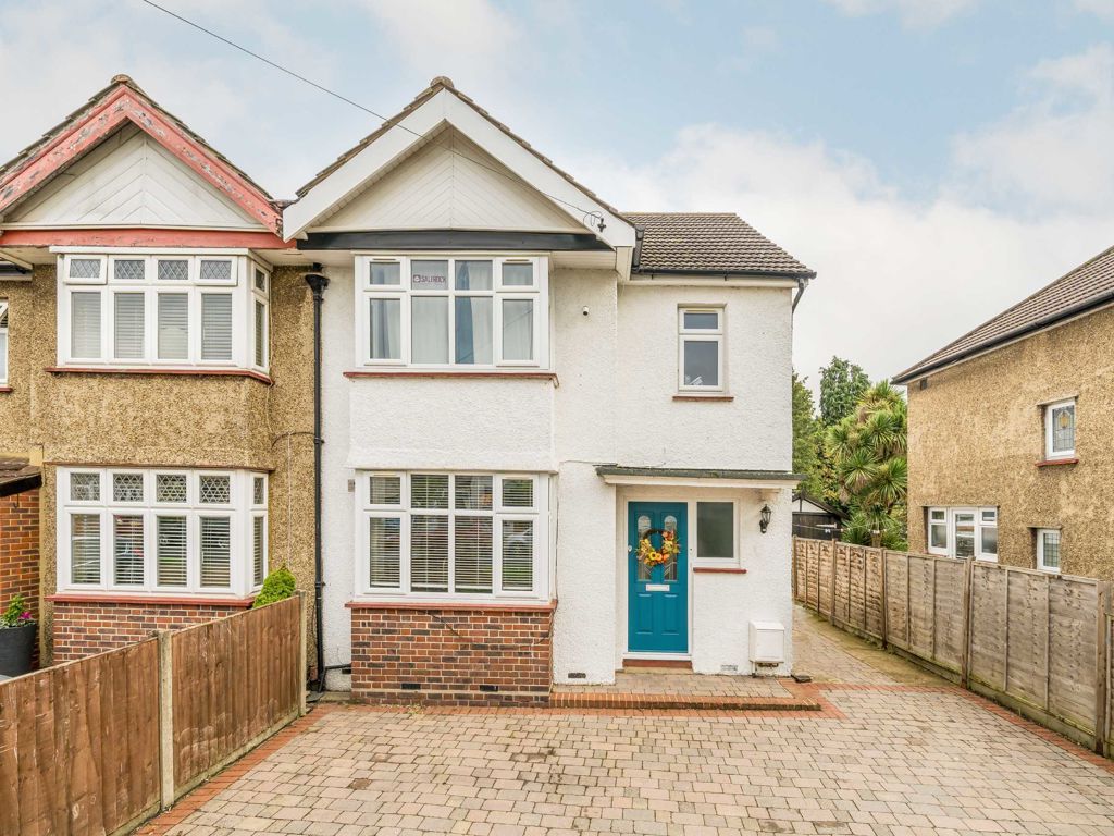 4 Bed Semi Detached House For Sale In Princes Avenue Tolworth