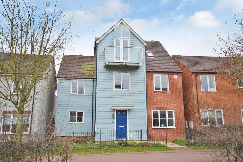 5 bed detached house for sale in Watercress Way, Broughton, Milton