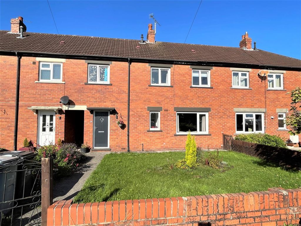 3 bed terraced house for sale in Bankyfields Crescent, Congleton CW12