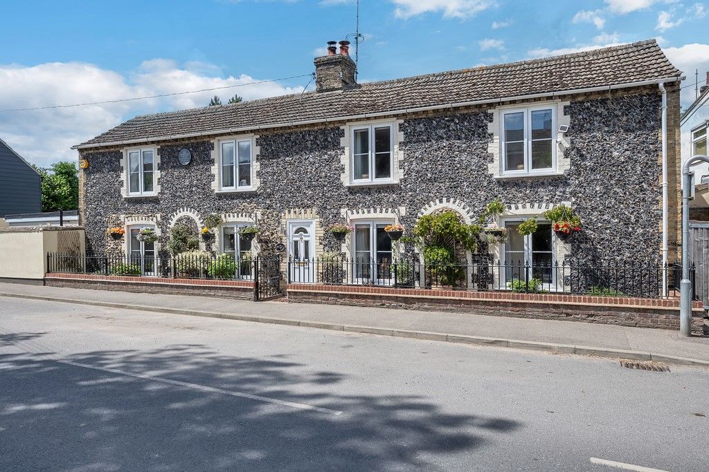 4 bed detached house for sale in High Street, Feltwell, Thetford IP26