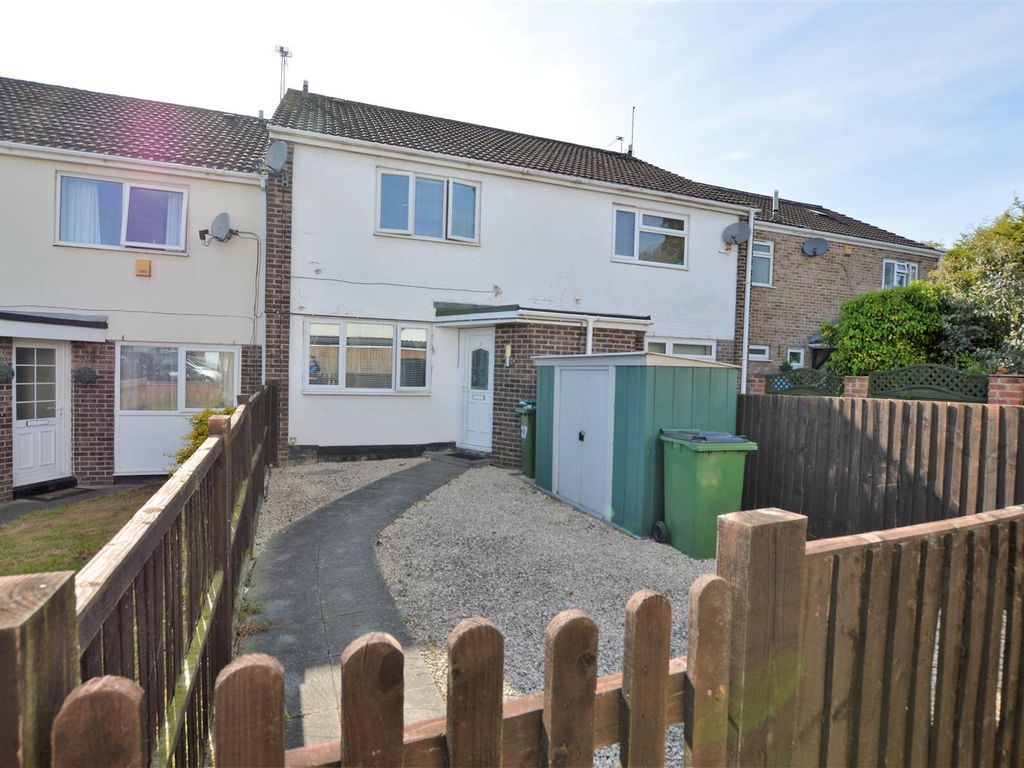 2 bed town house for sale in Knightsbridge Road, Glen Parva, Leicester