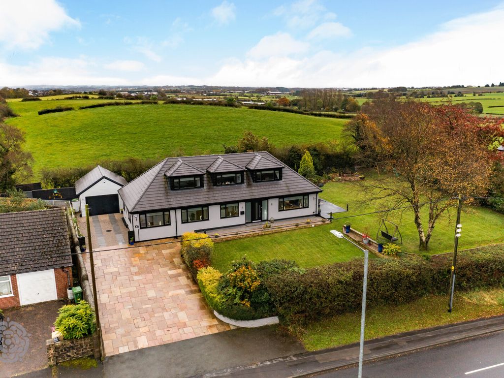 4 bed bungalow for sale in Little Scotland, Blackrod, Bolton, Greater