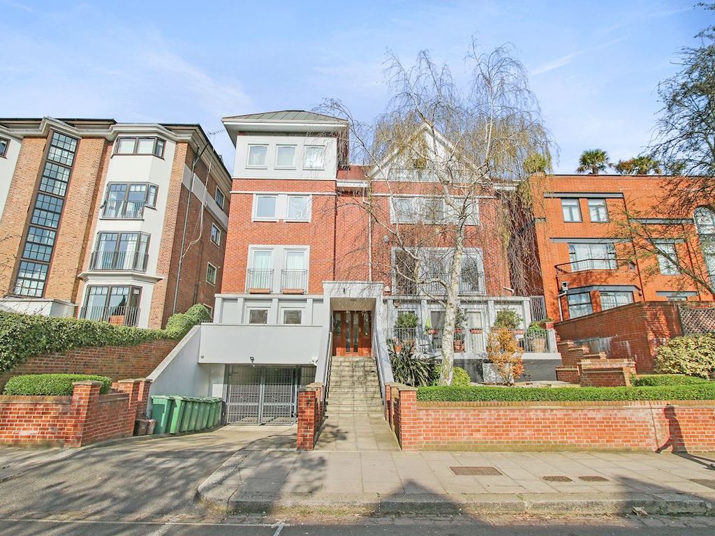 3 bed flat to rent in Hampstead, London NW3, £3,500 pcm Zoopla