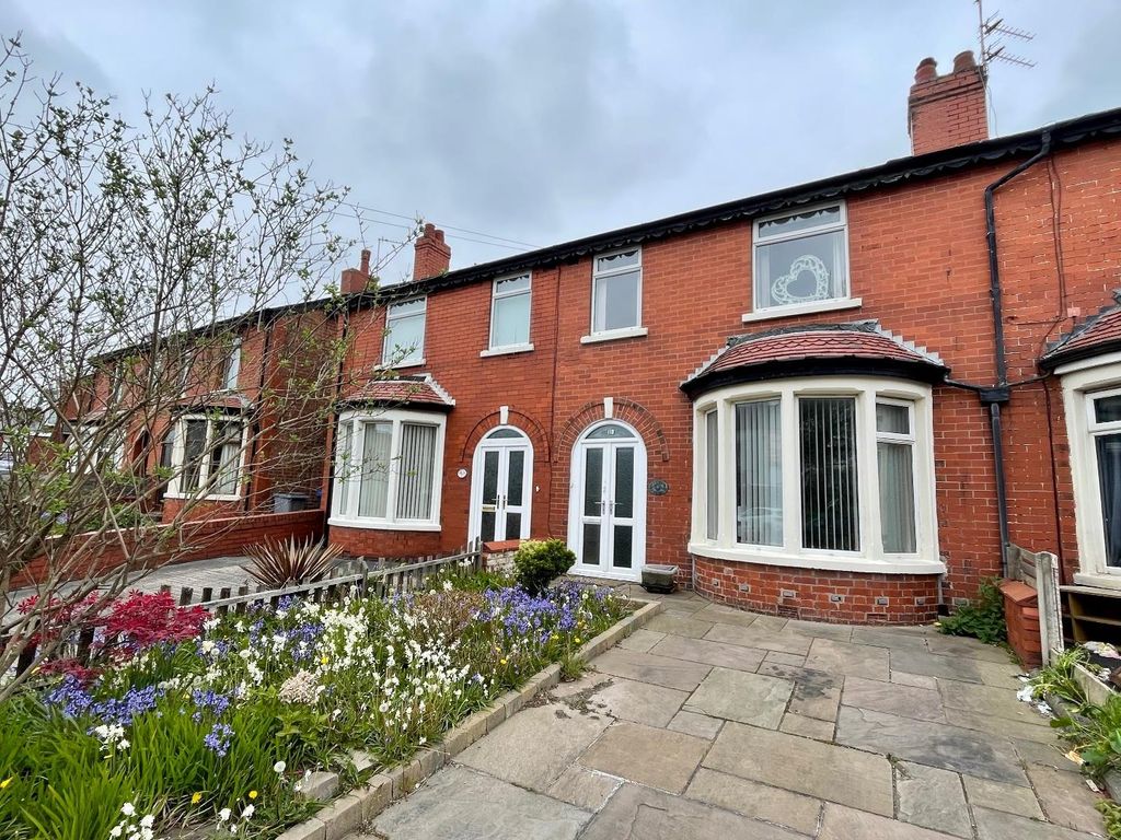 3 bed terraced house for sale in Vicarage Lane, Blackpool FY4 Zoopla