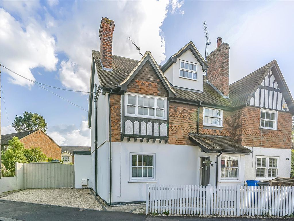 3 bed semidetached house for sale in Courthouse Road, Maidenhead SL6