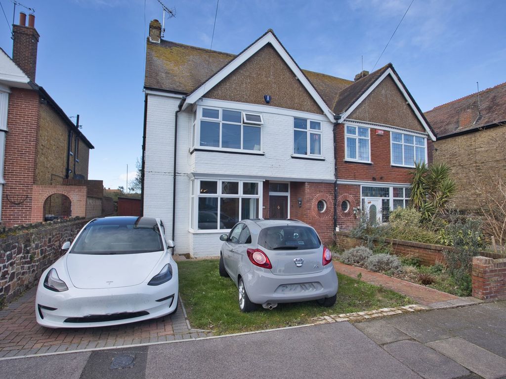 4 bed semidetached house for sale in All Saints Avenue, Margate CT9, £