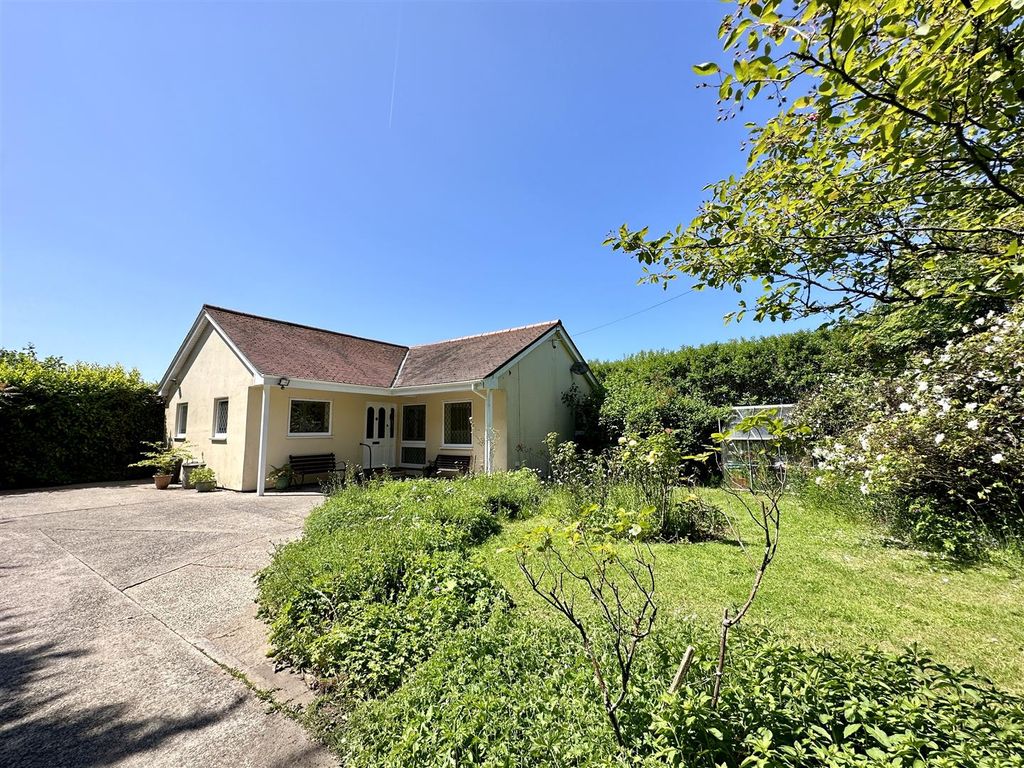 3 bed detached bungalow for sale in Devauden, Chepstow NP16 Zoopla