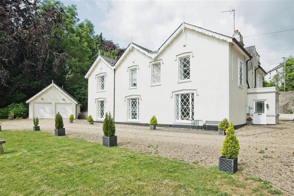 2 bed flat to rent in Mount Pleasant, Chepstow NP16 Zoopla