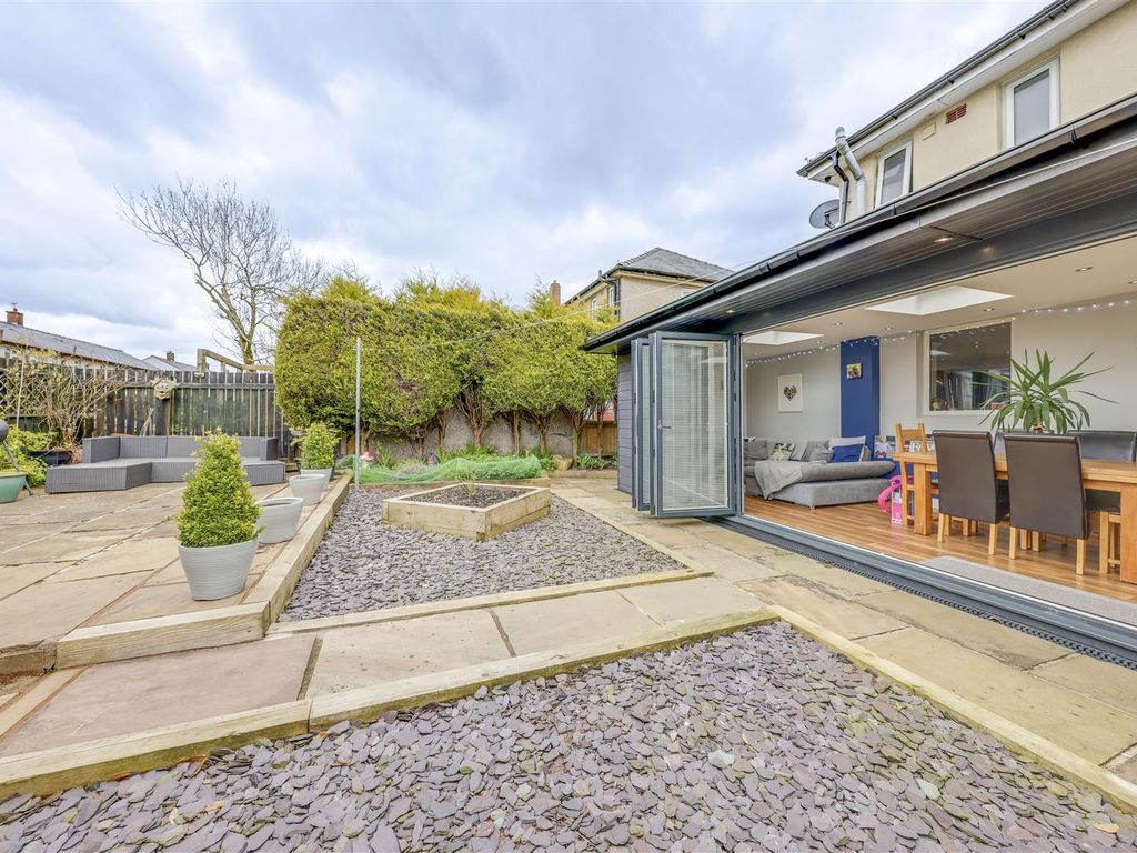 3 bed semidetached house for sale in Broadway, Haslingden, Rossendale