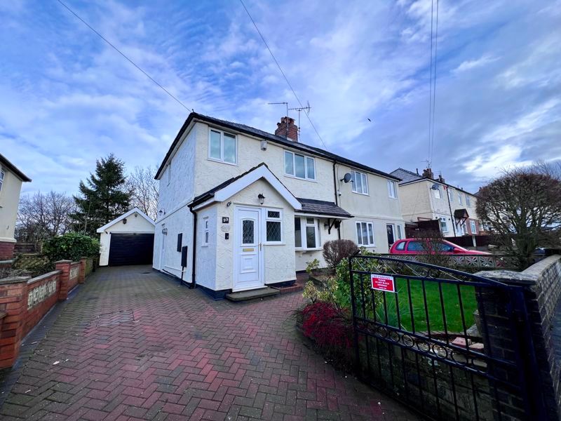 3 bed semidetached house to rent in Vaudrey Crescent, Congleton CW12