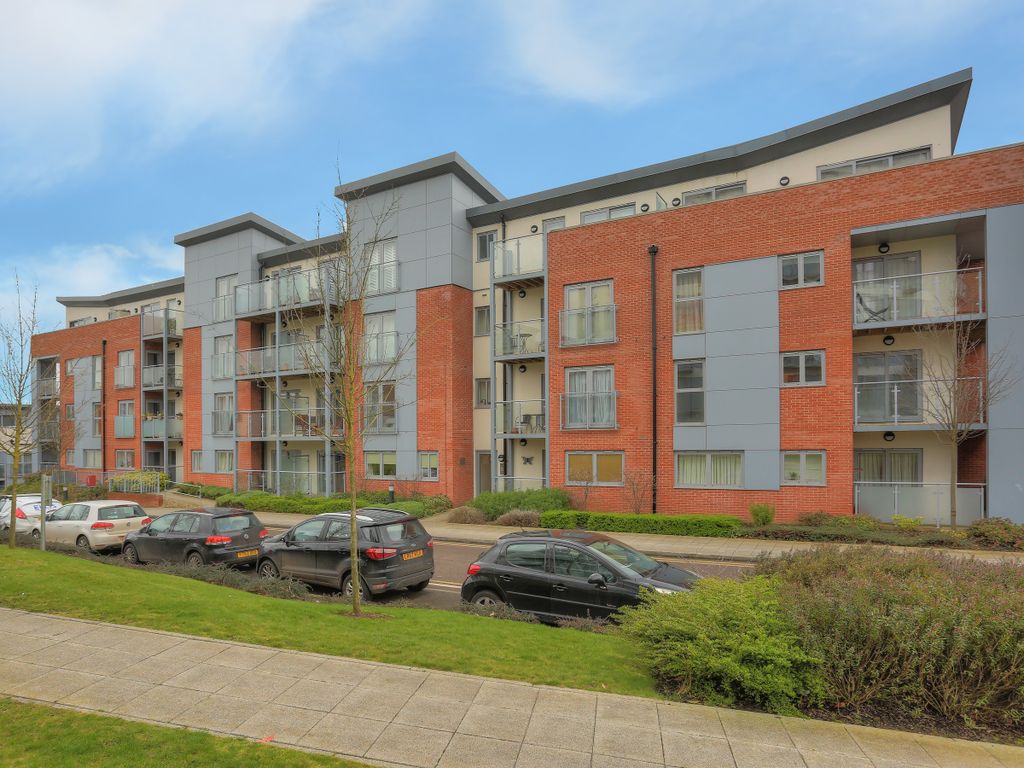 1 bed flat to rent in Barcino House, Charrington Place, St Albans