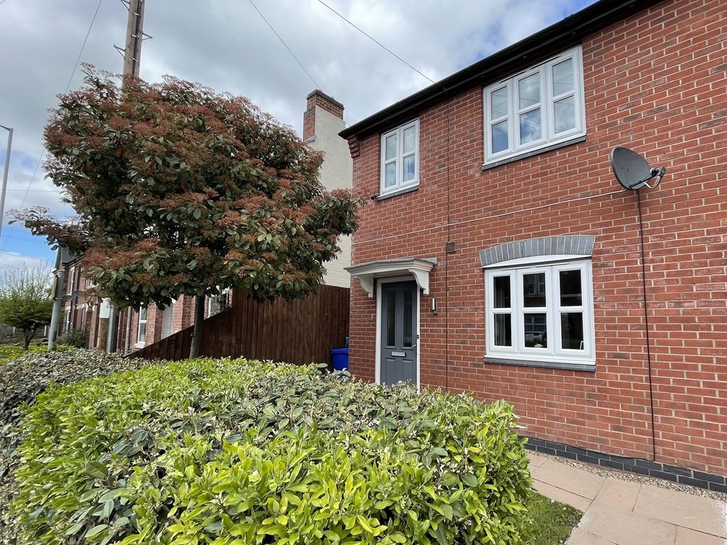 3 bed semidetached house for sale in Shobnall Road, BurtonOnTrent DE14, £211,000 Zoopla