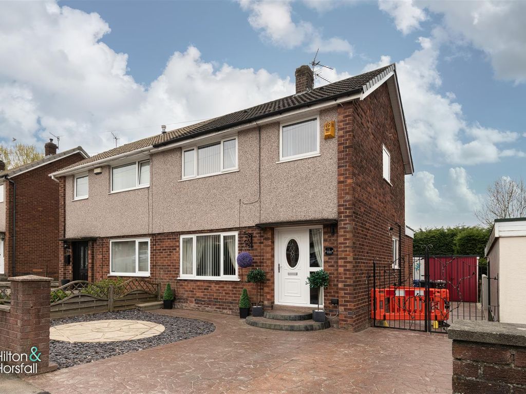 3 bed semidetached house for sale in Torquay Avenue, Burnley BB10 Zoopla