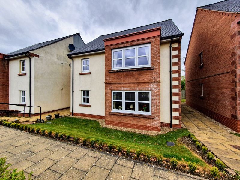 2 bed flat for sale in Chapel Brow, Carlisle CA1 Zoopla