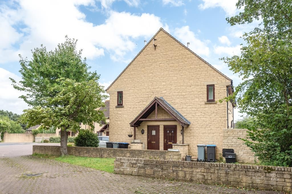 1 bed terraced house for sale in Witney, Oxfordshire OX28, £200,000