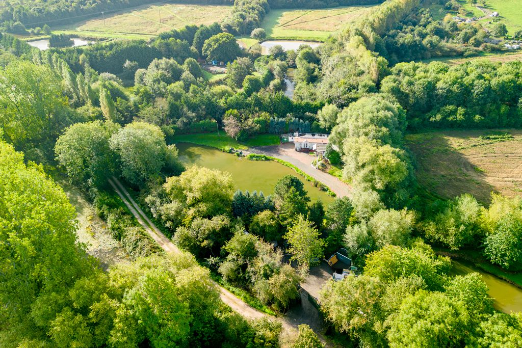 Land for sale in Peasgate Lane, Spilsby PE23, £310,000 Zoopla