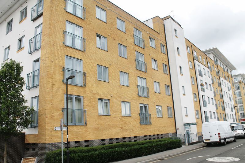 1 bed flat for sale in Taywood Road, Northolt UB5 Zoopla