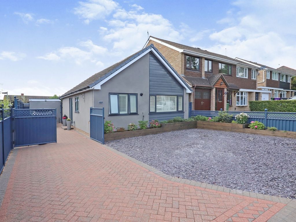1 bed detached bungalow for sale in Windmill Lane, Castlecroft
