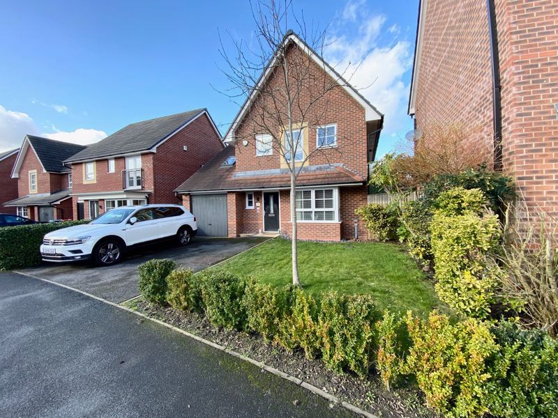 5 bed detached house for sale in Silverlea Road, Lostock Gralam