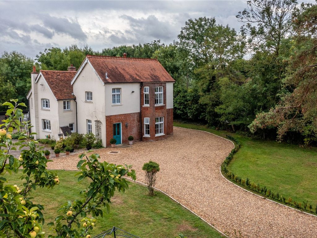 4 bed detached house for sale in Epping Road, Roydon, Harlow, Essex