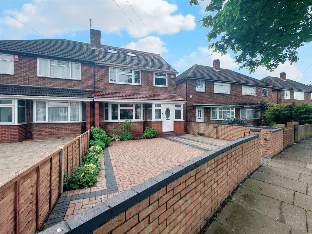 4 bed semidetached house for sale in Carfax Road, Hayes, Greater London UB3, £735,000 Zoopla
