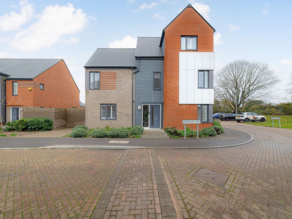 5 bed detached house for sale in Scholars Way, Ashford TN23, £525,000 Zoopla