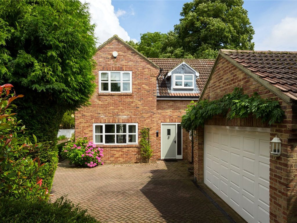 4 bed detached house for sale in Wetherby Road, Rufforth, York, North