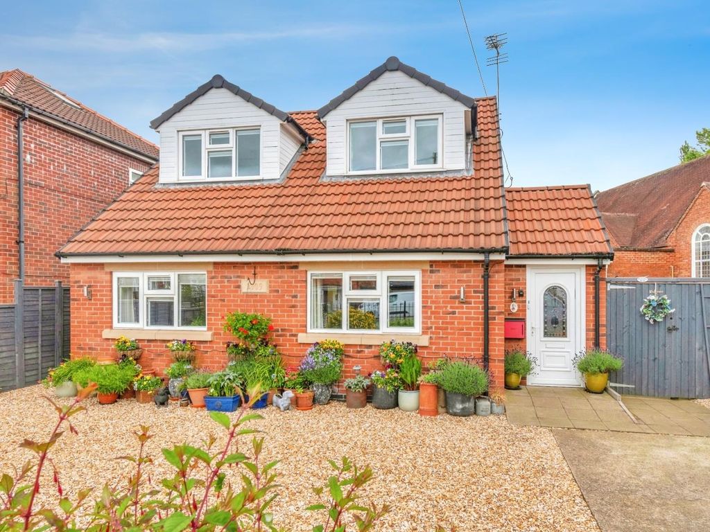 3 bed property for sale in Boroughbridge Road, York YO26, £350,000 Zoopla