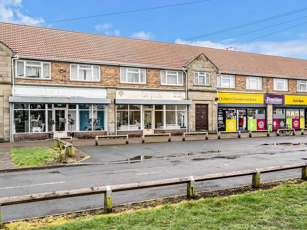 2 bed flat for sale in Wilkinson Avenue, Rossington, Doncaster, South