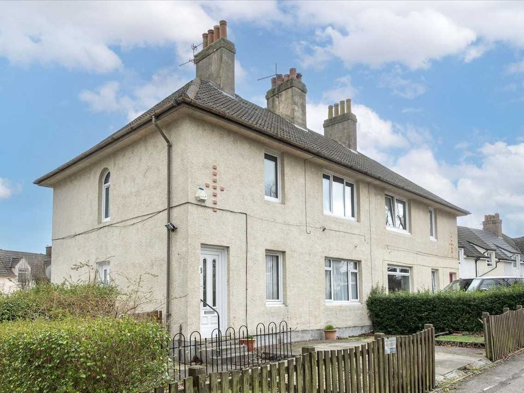 2 bed flat for sale in Findlay Crescent, Rosyth, Dunfermline KY11, £