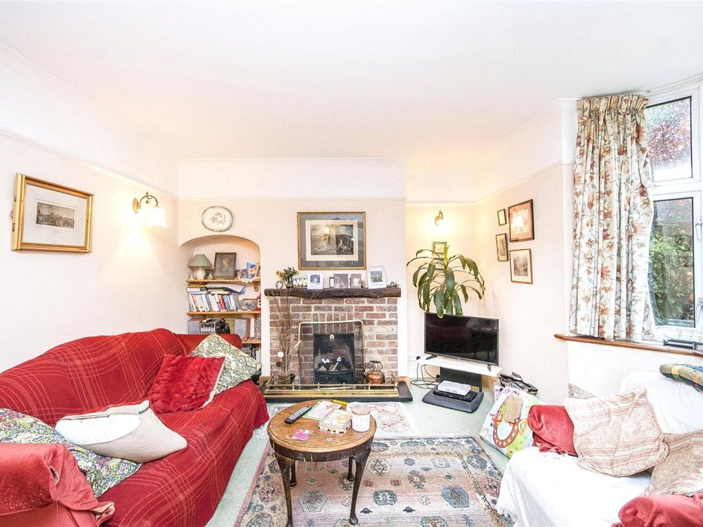 3 bed semidetached house for sale in Highland Croft, Steyning, West Sussex BN44, £425,000 Zoopla