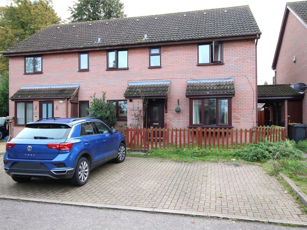 2 bed end terrace house for sale in Whitley Road, Shortstown, Bedford