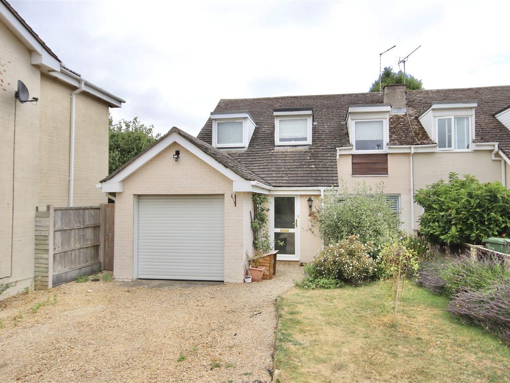 4 bed semidetached house for sale in Cowley Way, Sutton Benger