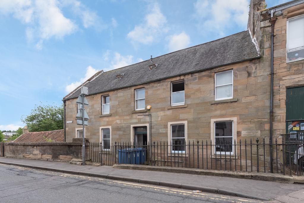 2 bed flat to rent in South Bridge, Cupar KY15, £600 pcm Zoopla