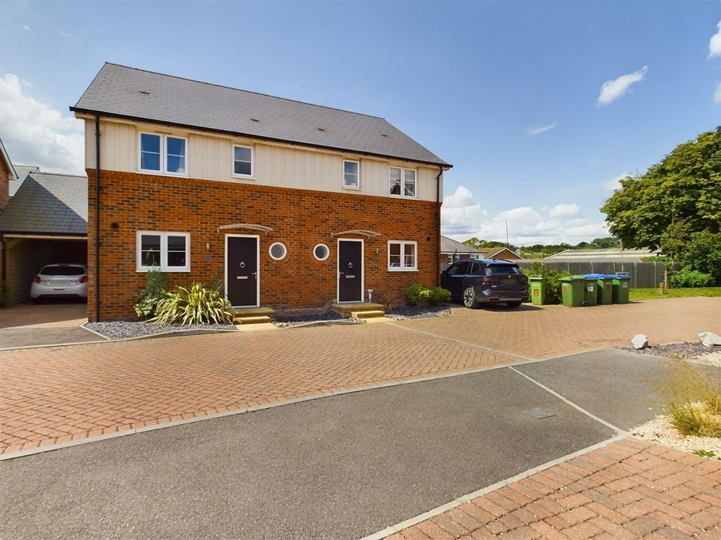 3 bed semidetached house for sale in Compass Way, Swanwick, Southampton SO31, £375,000 Zoopla