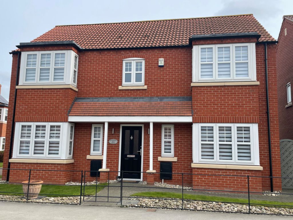 4 bed detached house for sale in Grosvenor Road, Kingswood, Hull HU7