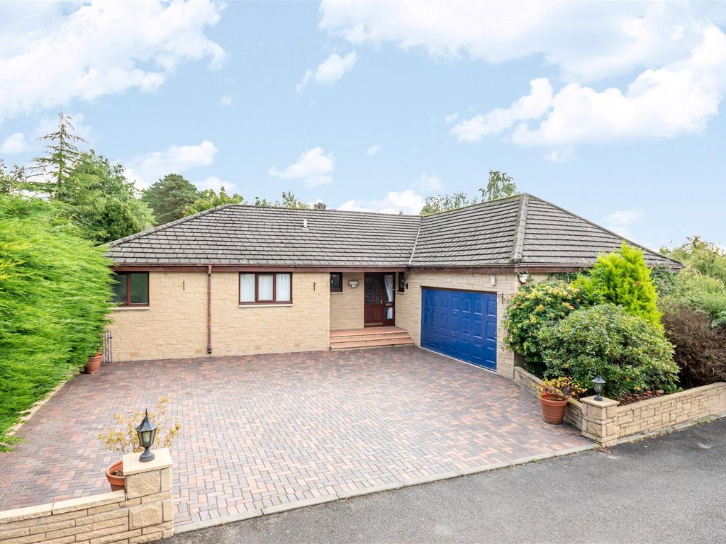 3 bed detached bungalow for sale in 6 Blairadam Grove, Keltybridge KY4