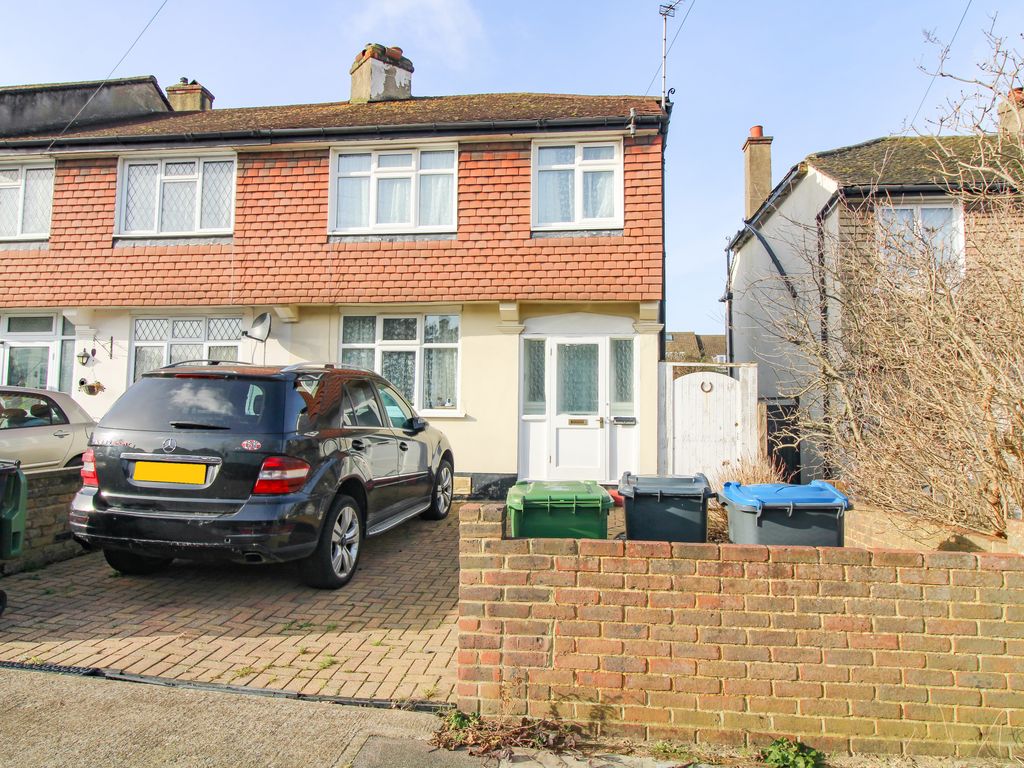 3 bed semidetached house for sale in Rose Walk, Berrylands, Surbiton