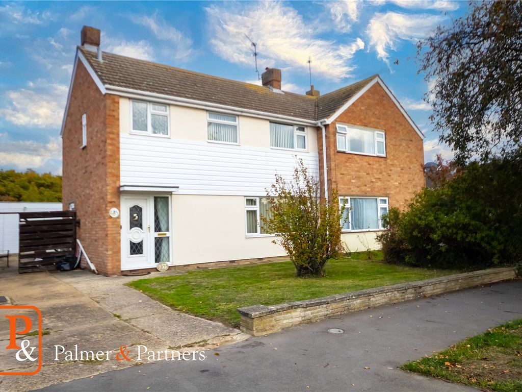 Brinkley Crescent, Colchester, Essex CO4  