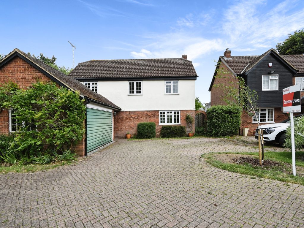 4 bed detached house for sale in Sadlers Close, Billericay, Essex CM11
