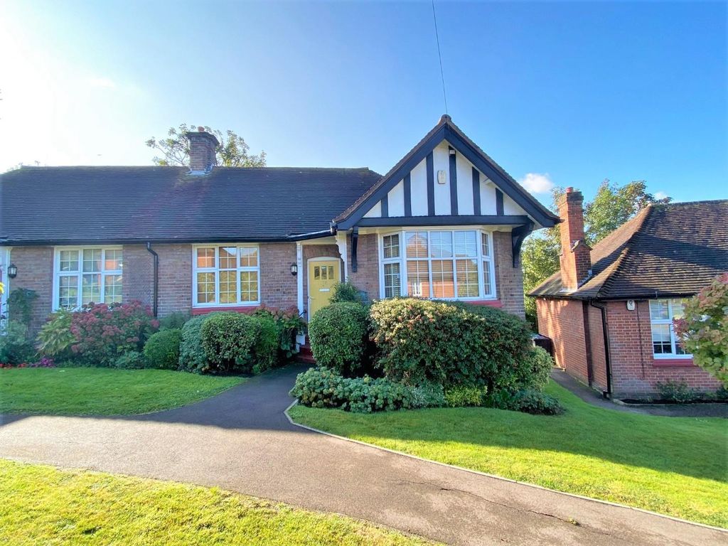 2 bed semidetached bungalow for sale in Chalet Estate, Hammers Lane, Mill Hill NW7, £435,000