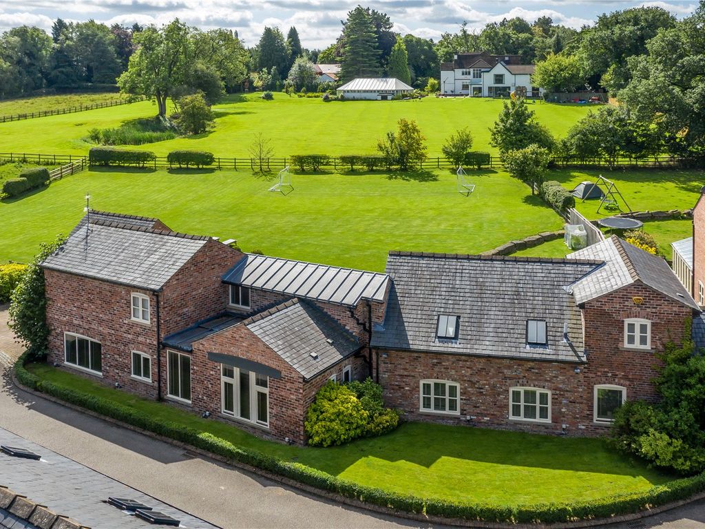 4 bed detached house for sale in Adlington Road, Wilmslow, Cheshire SK9