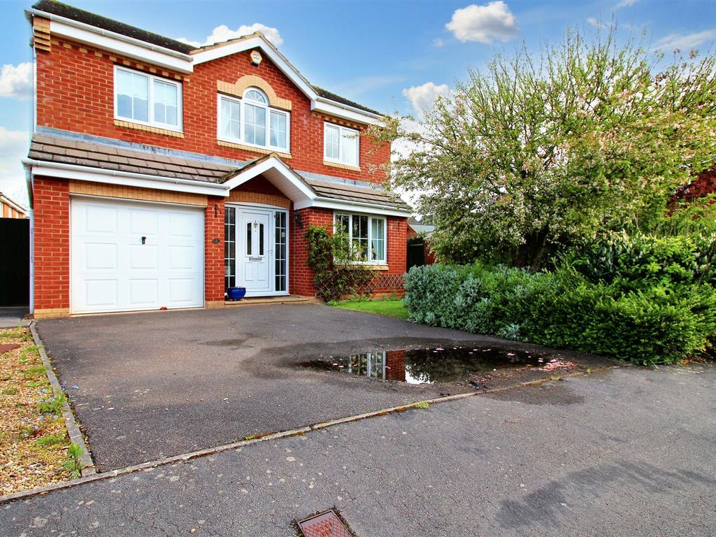 New home, 4 bed detached house for sale in Fox Hollow, Oadby, Leicester