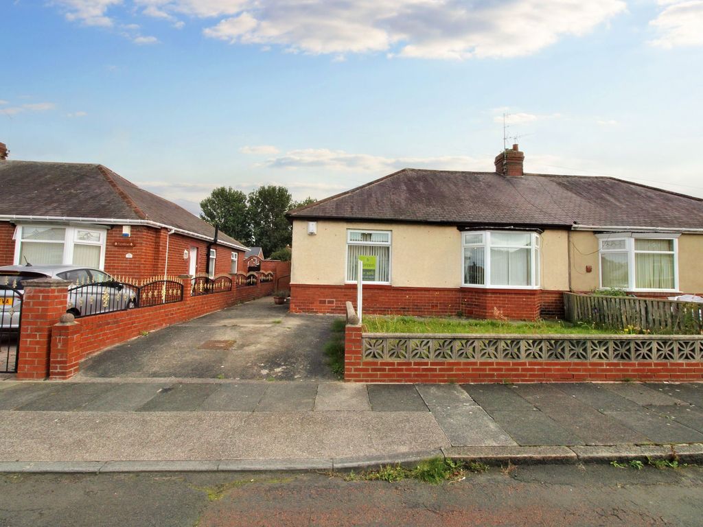 2 bed bungalow for sale in Baret Road, Walkergate, Newcastle Upon Tyne